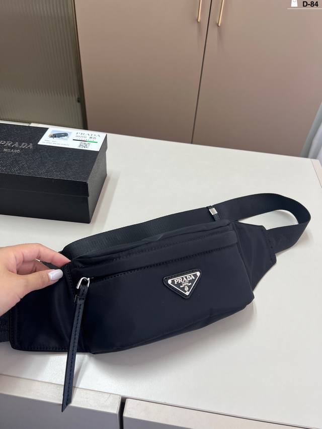 Prada nylon waist bag chest bag Very easy to match with clothes and can be matc