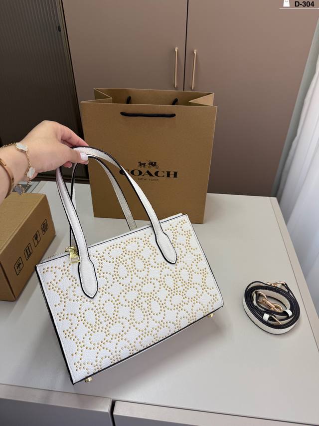 Coach Tote Bag With detachable shoulder strap for shoulder or crossbody Durable