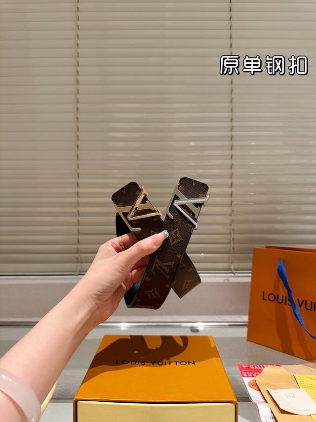 steel buckle High version! LV cowhide belt ~ popular unisex belt, the most popu