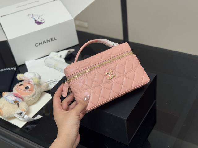 with pendant and folding box airplane box Size: 19.12Cm Chanel lunch box Hobo a