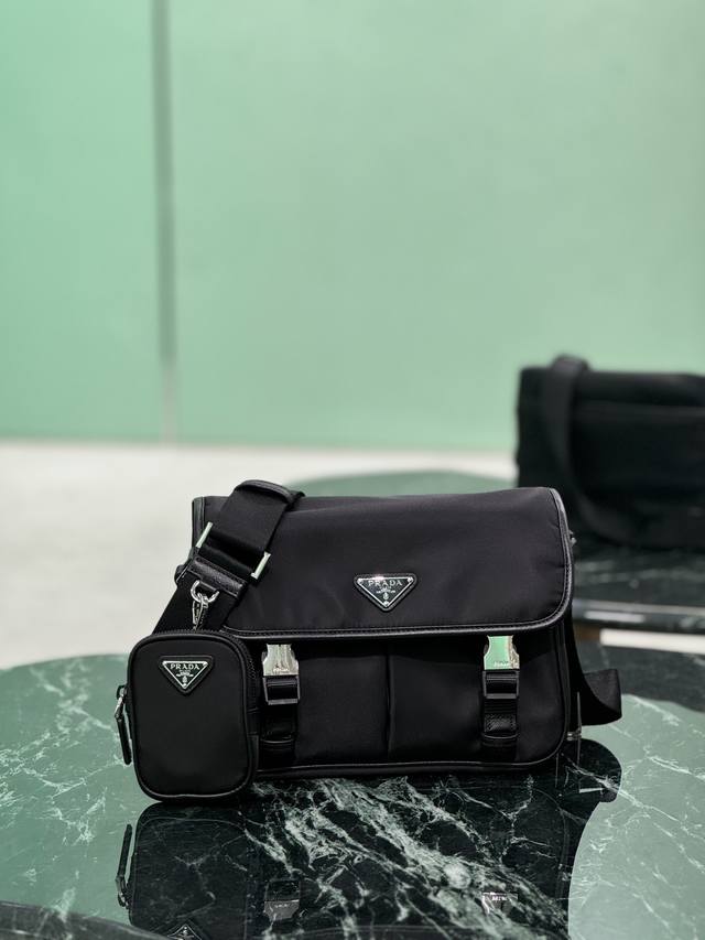 Upgraded Messenger Bag Medium This nylon flap handbag is decorated with classic