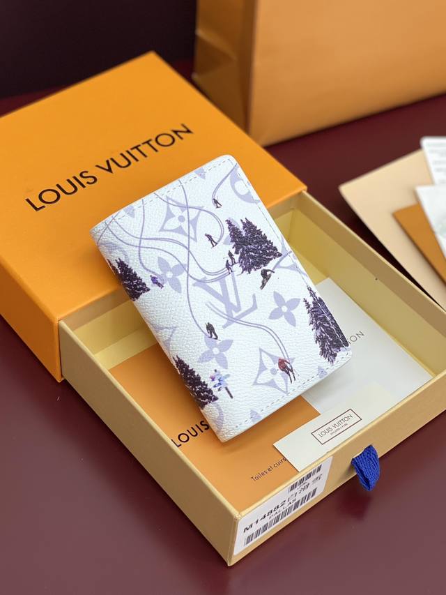 Factory Price: P M14880 Card Holder! Ski White! Pocket Wallet. Crafted from Colo