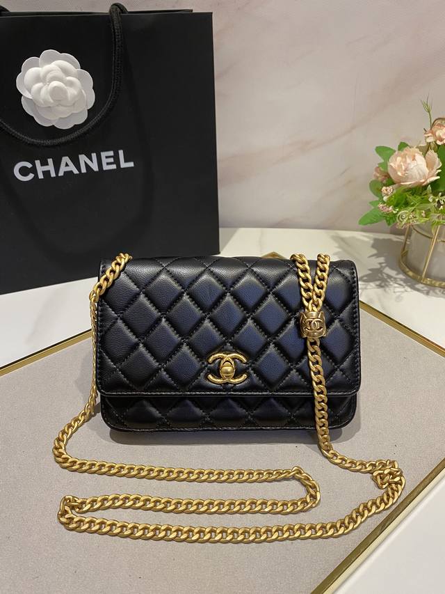 Ohanel 22K new autumn and winter small gold column adjustment chain Woc fortune
