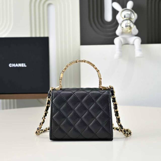Ohanel Gemstone Jacques Mini Handle Bag. Recently, Chanel has really loved the h