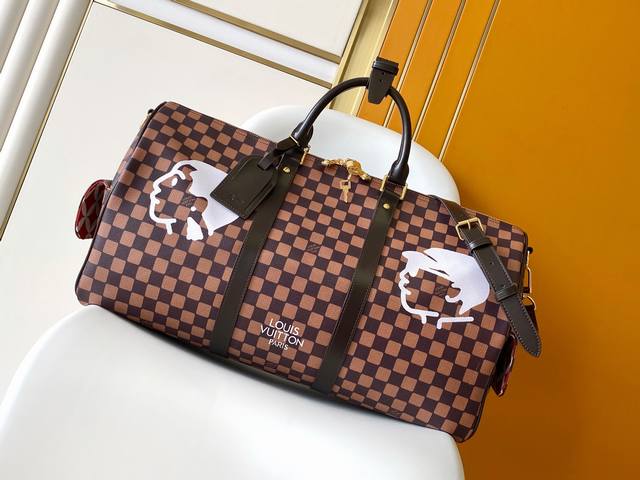 N40799 Brown 163C01 Dynamic Chip This Keepall Bandouli