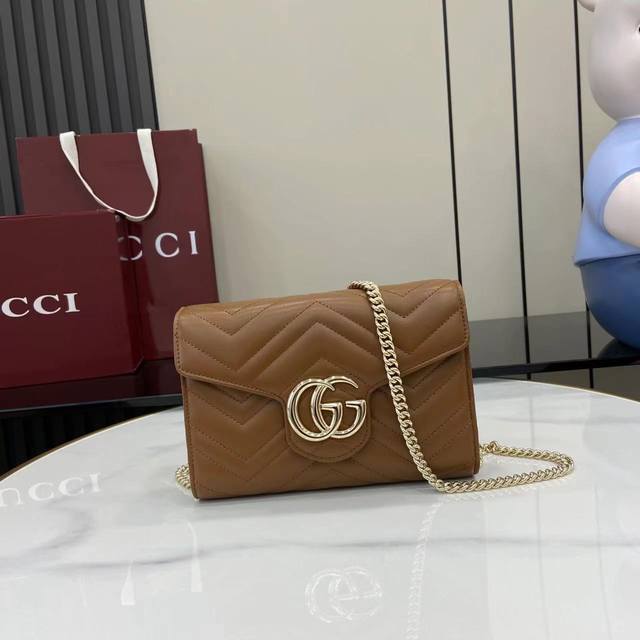 Comes with full original factory packaging. New arrival. Tonal Double G hardware