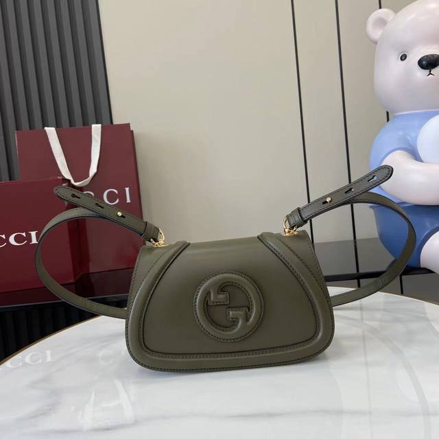 comes with a full set of original counter packaging. New Gucci Blondie series ha