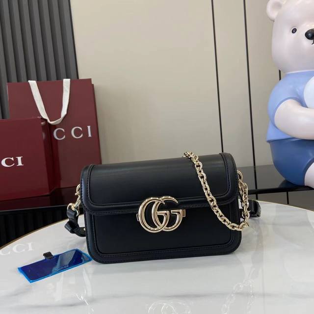 Comes with full original factory packaging. The new Gucci Go series is designed