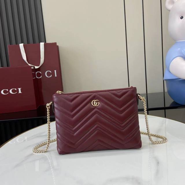 Comes with full original factory packaging. New arrival. The iconic Gg Marmont c