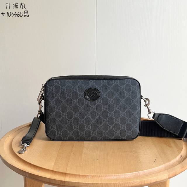 Actual shot Model number: 703468 Black Size: 23.5164.5 Classic Ophidia series sh