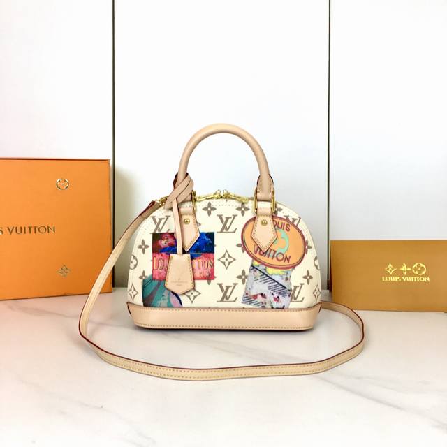 M53152, M13670, the most structured of Louis Vuitton's iconic handbags. Its prot