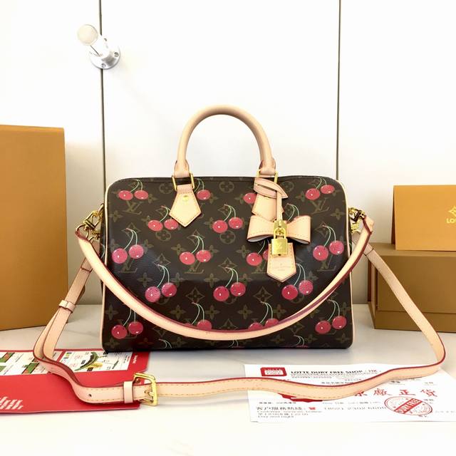 M17089, M14238 White Cherry Pillow Speedy Soft 30 Handbag. This Speedy Soft 30 h