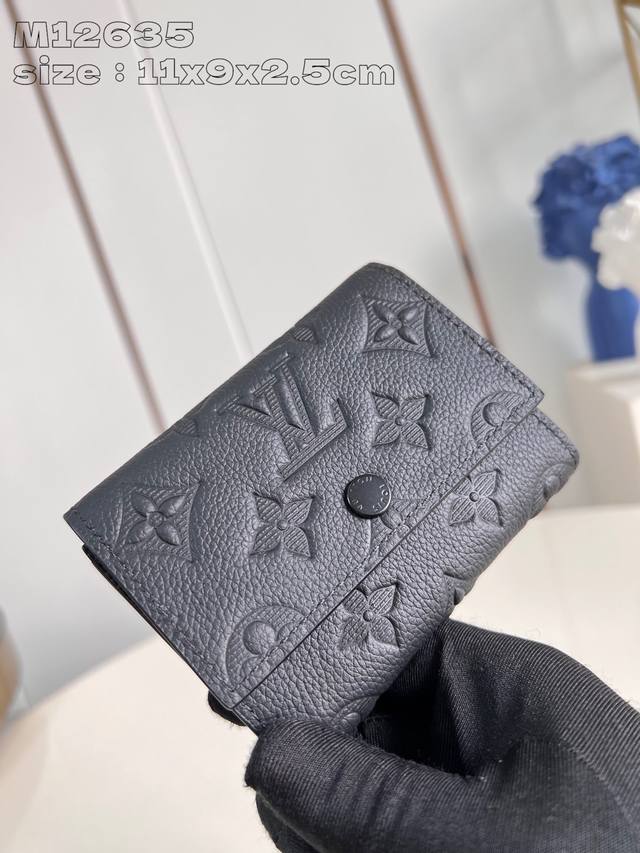 Top-quality original, original, and genuine, M12635 embossed. This compact Victo