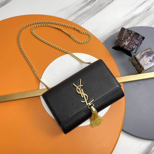 20 Original single ball-grain black with gold buckle + Kate. This most classic a