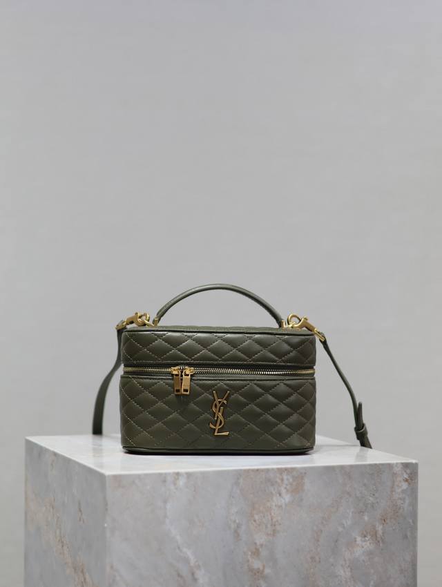 The green Gaby Mini box bag is about to become a hot item for the new spring and
