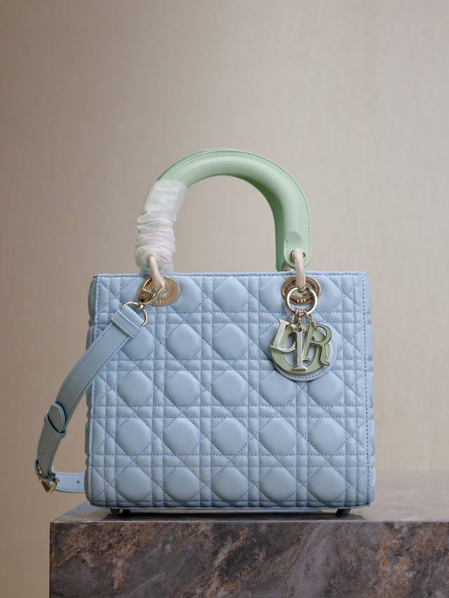 Lady Dio.R light blue with light green five-grid lambskin adjustable shoulder st