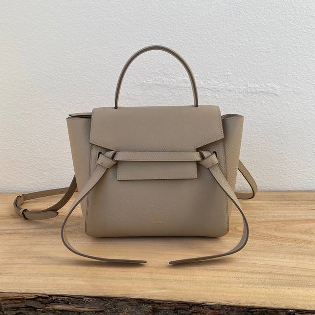 Overseas original single 20cm 580, 24cm, 28cm 780 Celine Belt Bag catfish bag pa