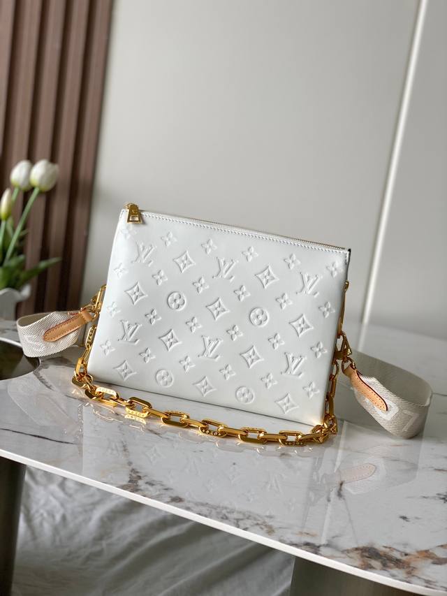Premium Original Semi-Steel 163C Chip M21262 White Leather Embossed Gold Chain B