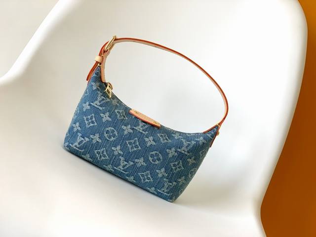 price adjustment Hills Pochette underarm handbag M82949 blue denim 18.5cm