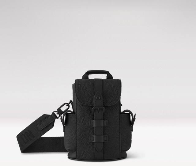top-quality original M83164 black full leather embossed men's backpack. New Nano