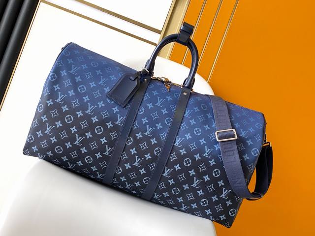 M11558 black gradient blue variable code chip top-level original Louis Vuitton L