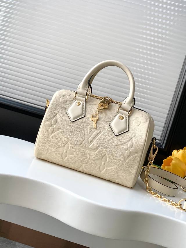 Dynamic 163C chip, top-grade original reinforced top-grain leather, available in