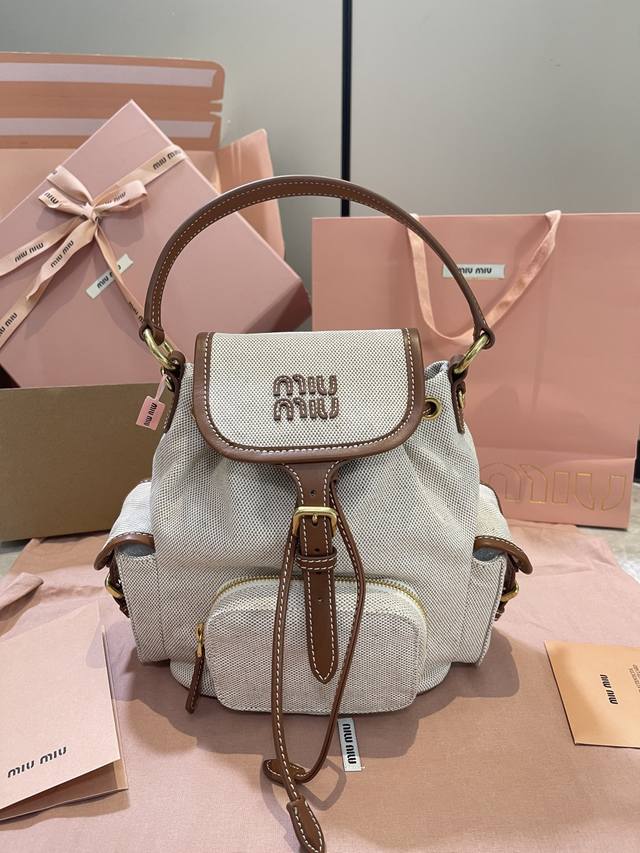 Miu new college style backpack: 5Bz043, the perfect combination of canvas and hi