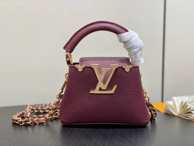 Original boutique M48865 Burgundy and gold diamond crown full leather Cap Na Yin