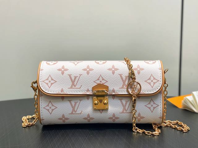 Original boutique M26583 White Flower Chain Pochette Camille Handbag. This Poche