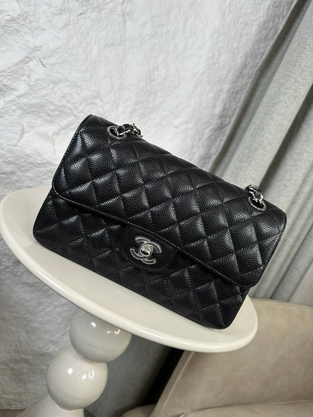 Upgraded Version Full Name Classic Fla0 Litchi Grain Dimensions: 23*6.5*14cm Lea