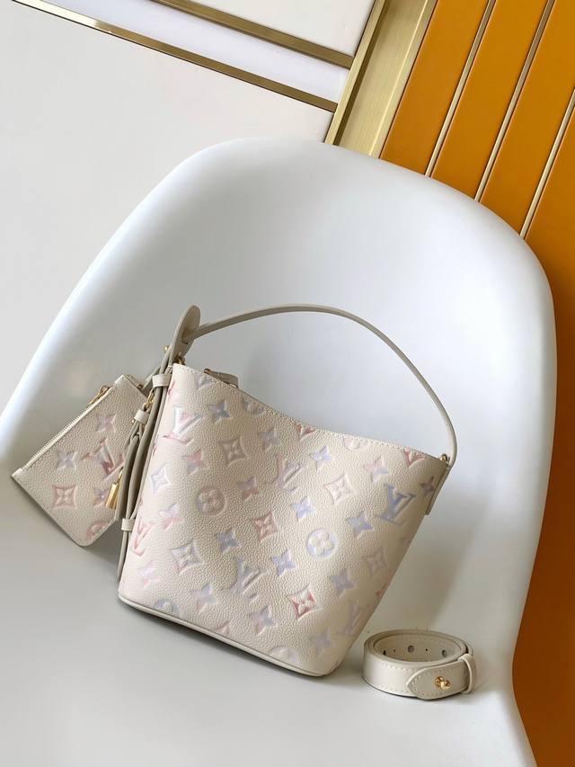 M25673 Top Original Single Dynamic 163 This All In Bb bag, from the Dream collec
