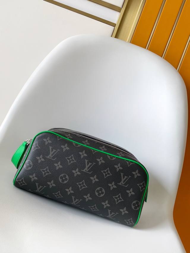 Premium original dynamic chip M26433 Green N00084 Black checkered with blue M126