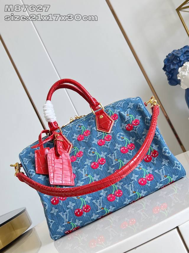 Factory Price P Premium Original M87627 This Speedy Soft 30 handbag is part of t