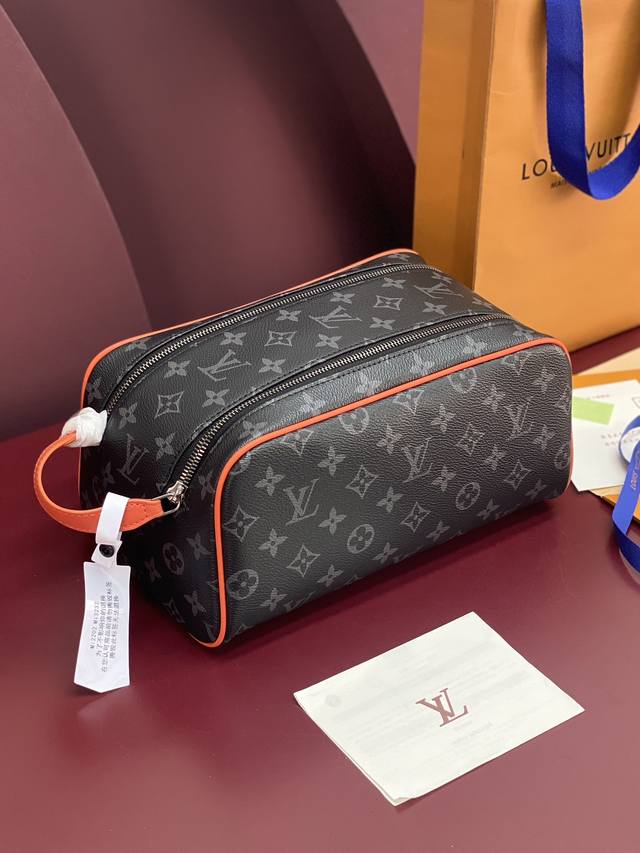 Factory Price: P M15246 Black Floral Orange! Chip Edition! This season's new Dop