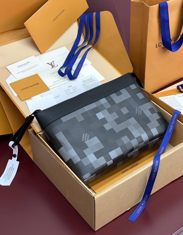 Factory Price P Upgraded Version M14926 Chip Edition! This season's new Pochette