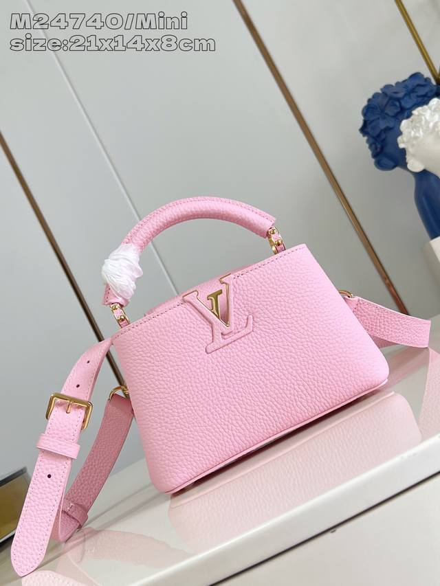 Factory Price P Premium Original M24740 Pink Mini This Capucines mini handbag is