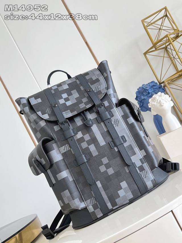 Factory Price P Premium Original M14952 This Christopher Medium Backpack feature