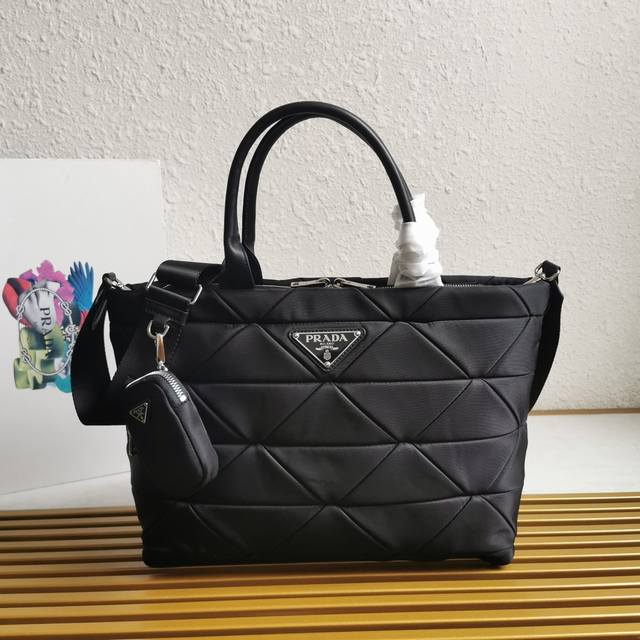 top-tier original, large size. My favorite Prad* quilted diaper bag, 1Bg435, fea