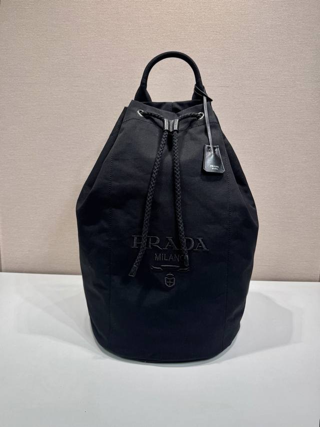 New Travel Bag 2Vy011 This linen-blend drawstring travel bag embodies a lightwei