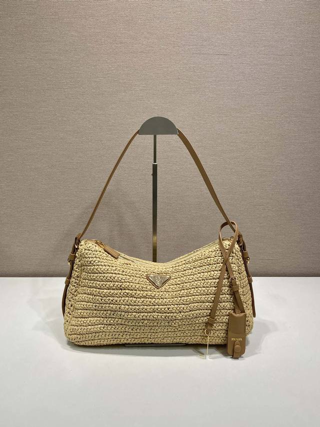Premium Original Brand New Braided 1Bc247 Shoulder Bag: This uniquely crafted sh