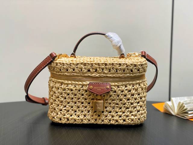 Factory Price P Premium Original M14303 Brown Raffia Vanity Chain Pouch joins th