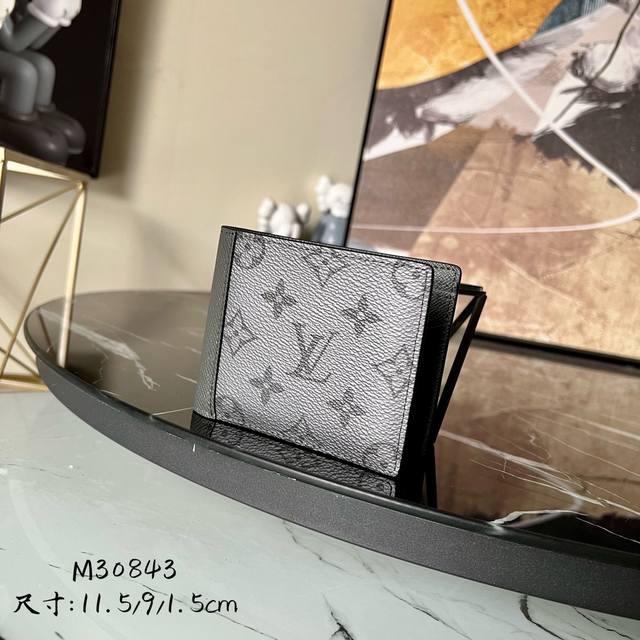 Factory Price P Chip Version M30843 Men's New Short Wallet Series Multiple Walle