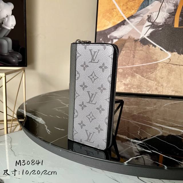 Factory Price P M30841 Men's New Zipper Bag Single Zipper Wallet Series This Zip