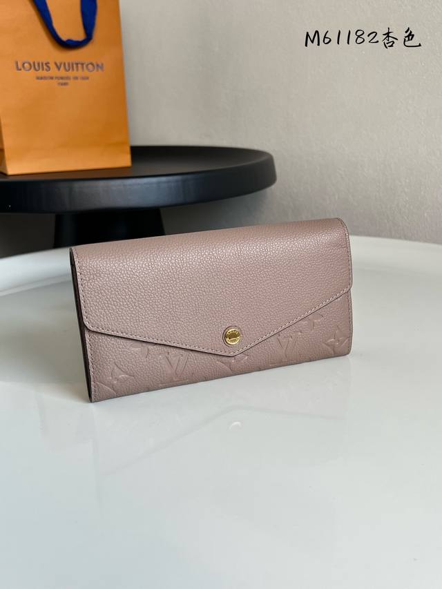 Factory Price P M61182 Apricot This envelope-style Sarah wallet features a delic