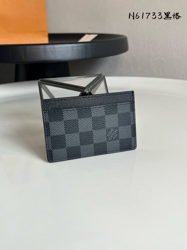 Factory price P N61733 Black grid card holder card holder One inner compartment