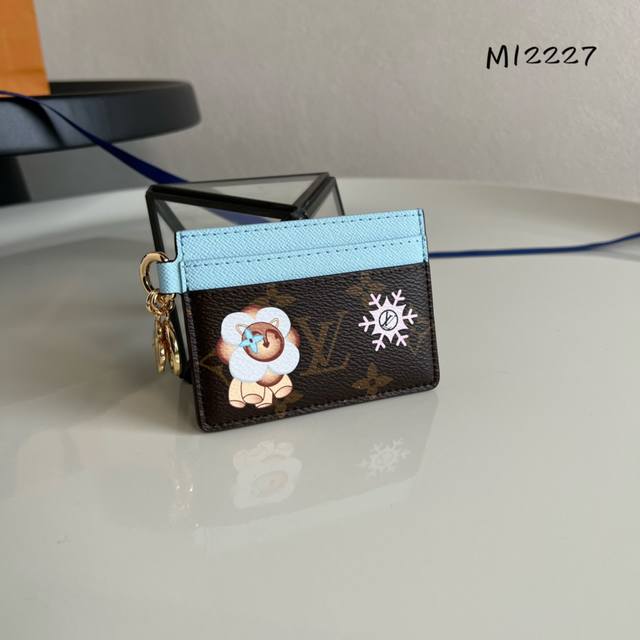 Factory Price P Chip Version Top-Quality Original M12227 This Lv Charms business