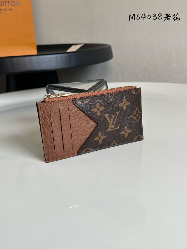 Factory Price P Chip Version M64038 Presbyopia Coin Card Holder Made from Louis