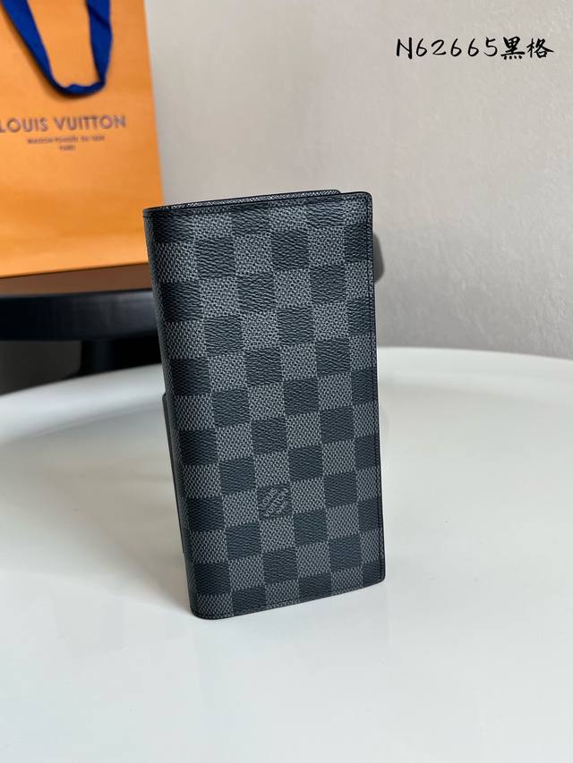 Factory Price P Chip Version N62665 This wallet is made in memory of Pierre Savo