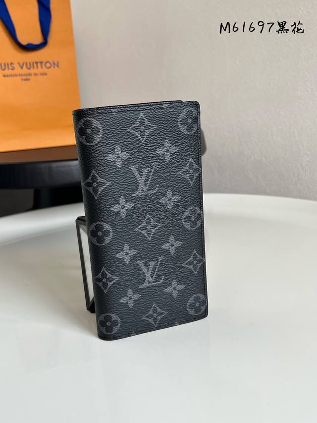 Factory Price P Chip Version M61697 Black Flower This wallet is made in memory o