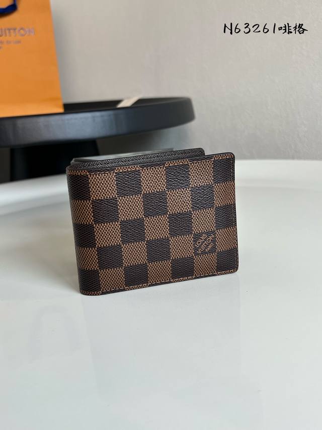 Factory Price P Chip Version N63261 Brown! 62294, Slender Wallet, crafted from m